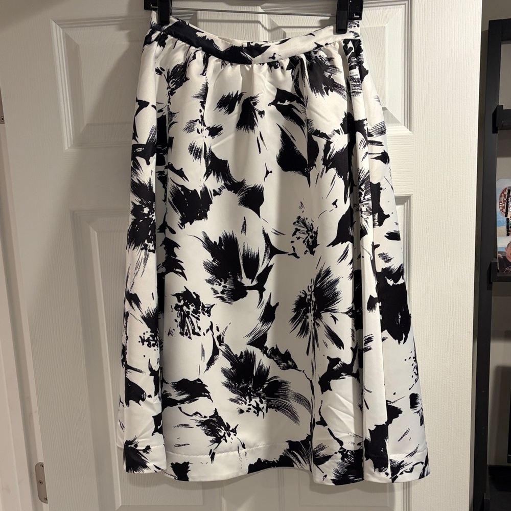 Parker Black and White Floral A-Line Skirt